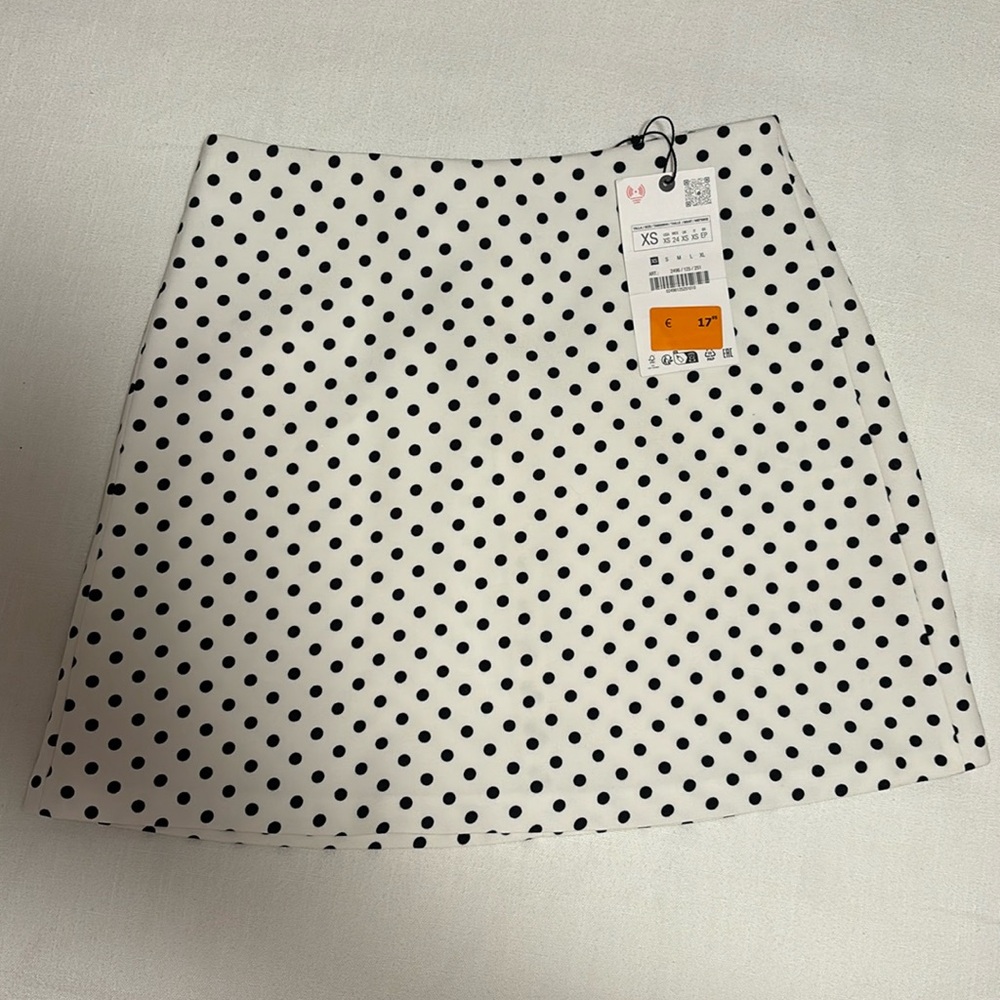NWT Zara Polka Dot Skirt Size XS